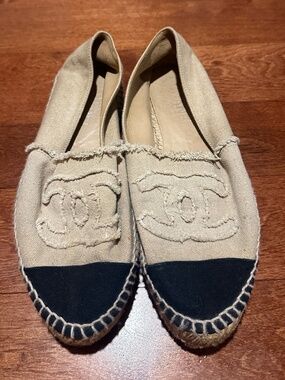 CHANEL Espadrilles size 38